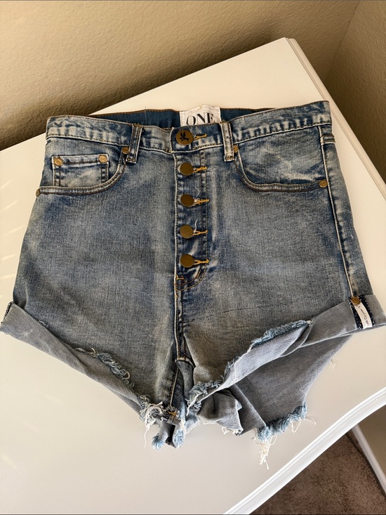 One Teaspoon Pants - One Teaspoon Lovers Light Blue High-Waist Button-Fly Denim Shorts